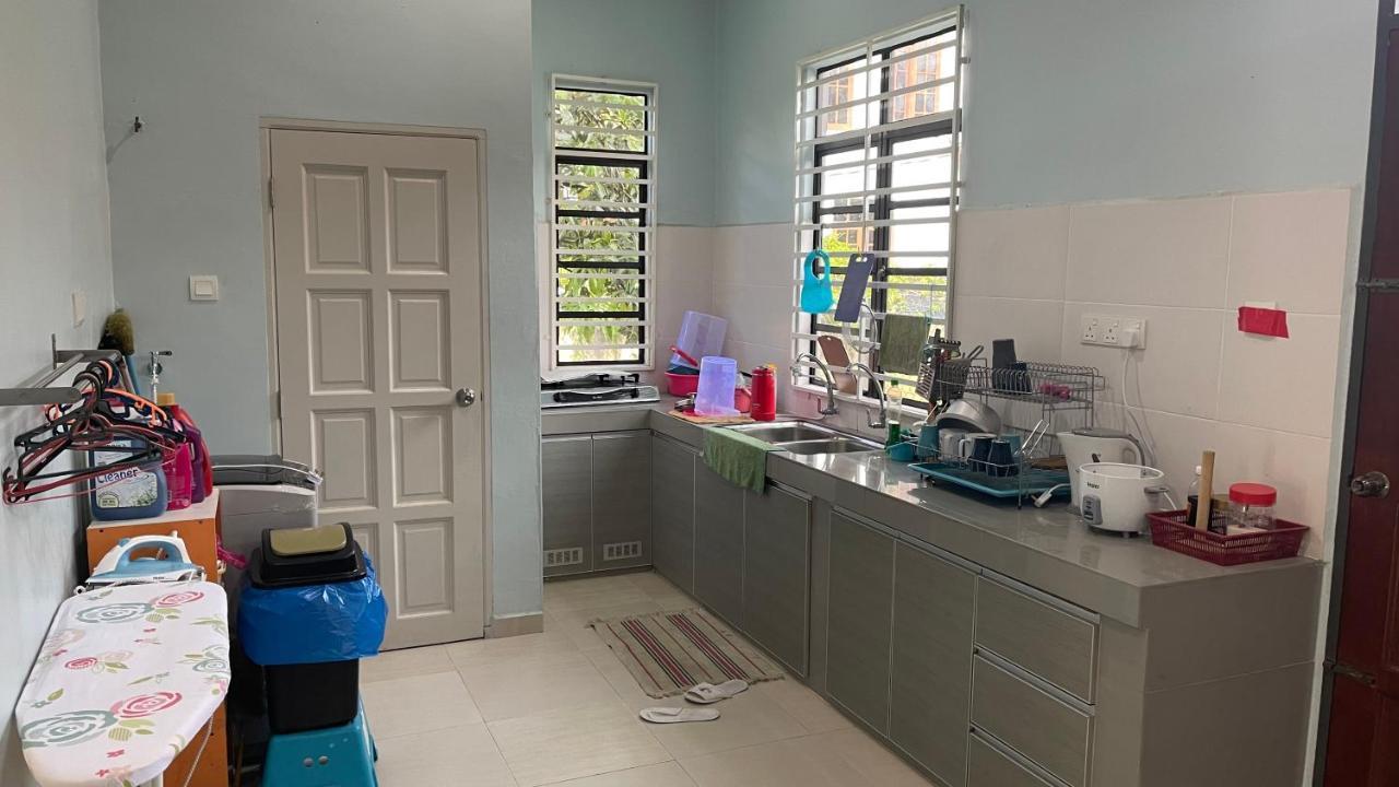 Nikmat Homestay Riyadh Kampong Tuan Mandak エクステリア 写真