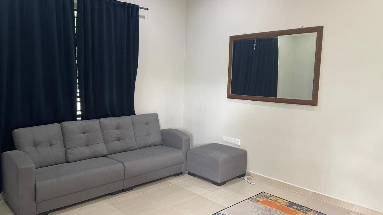 Nikmat Homestay Riyadh Kampong Tuan Mandak エクステリア 写真